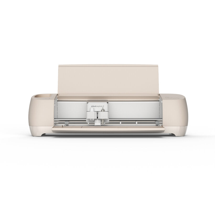 Cricut Explore™ 4 + Everything Bundle