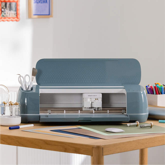 Cricut Maker™ 4 + Everything Bundle + Cricut Access™ Subscription