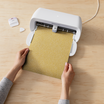 Cricut Joy Xtra™ Prismatic Glitter Smart Iron-On™ (19 in)