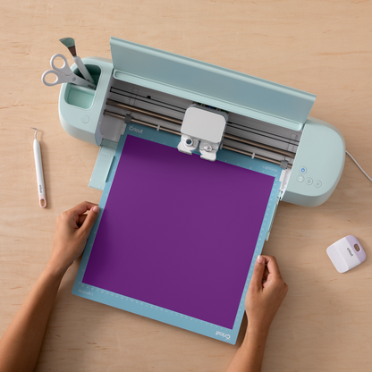 Heat-Activated, Colour-Changing Vinyl – Permanent, Purple - Turquoise
