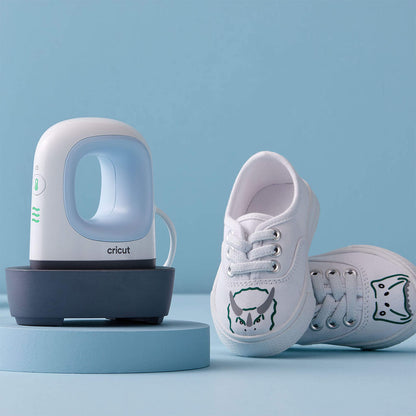 Cricut EasyPress Mini™, Zen + Everything Iron-On Bundle
