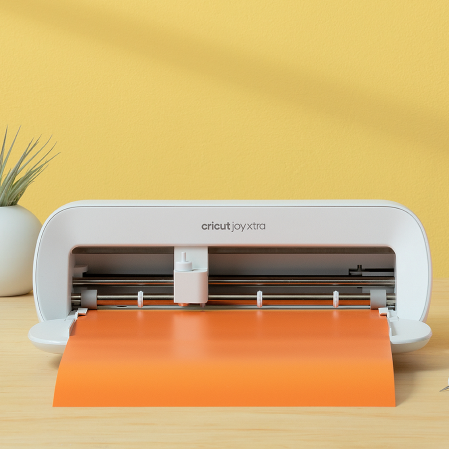 Cricut Joy Xtra™ + Materials Bundle + Cricut Access™ Subscription