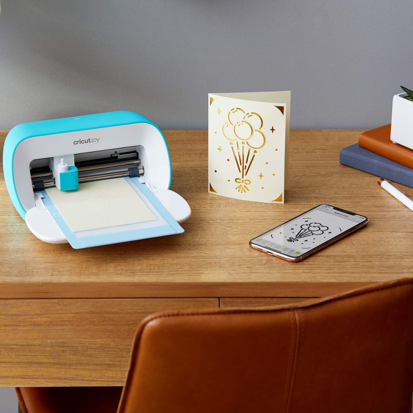 Cricut Joy™ + Essentials Bundle